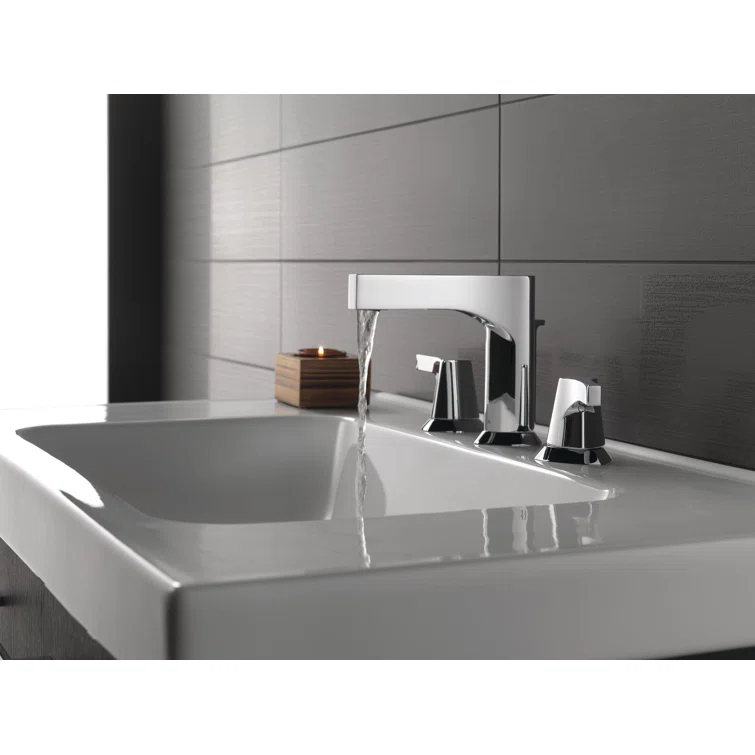 Zura Widespread Faucet with Drain Assembly
