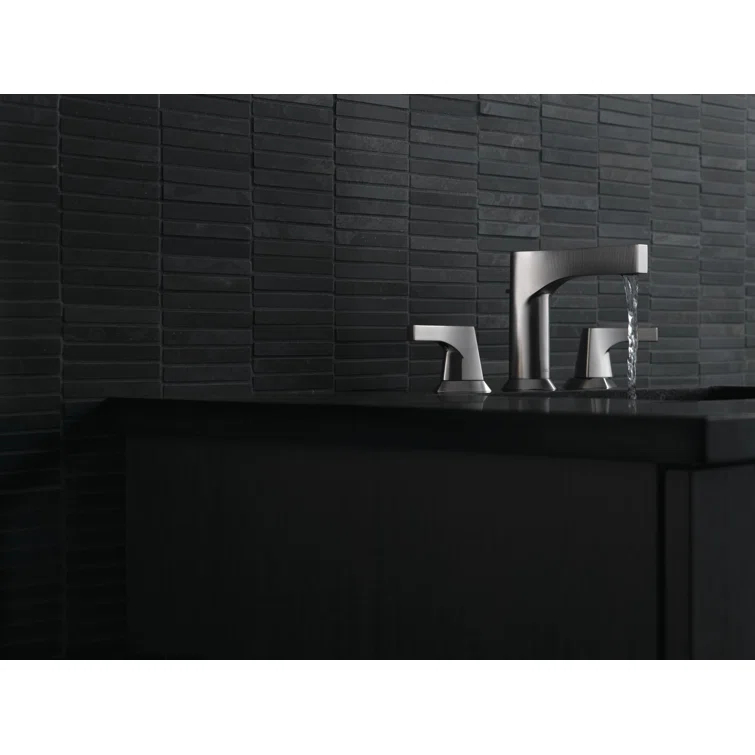 Zura Widespread Faucet with Drain Assembly