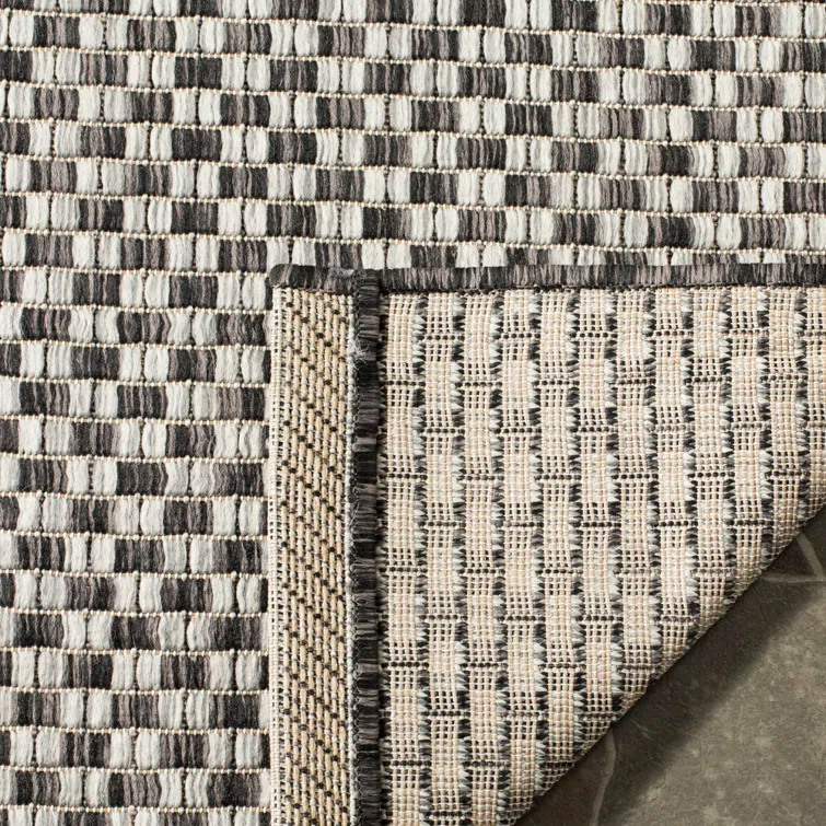 Dirks Performance Geometric Rug