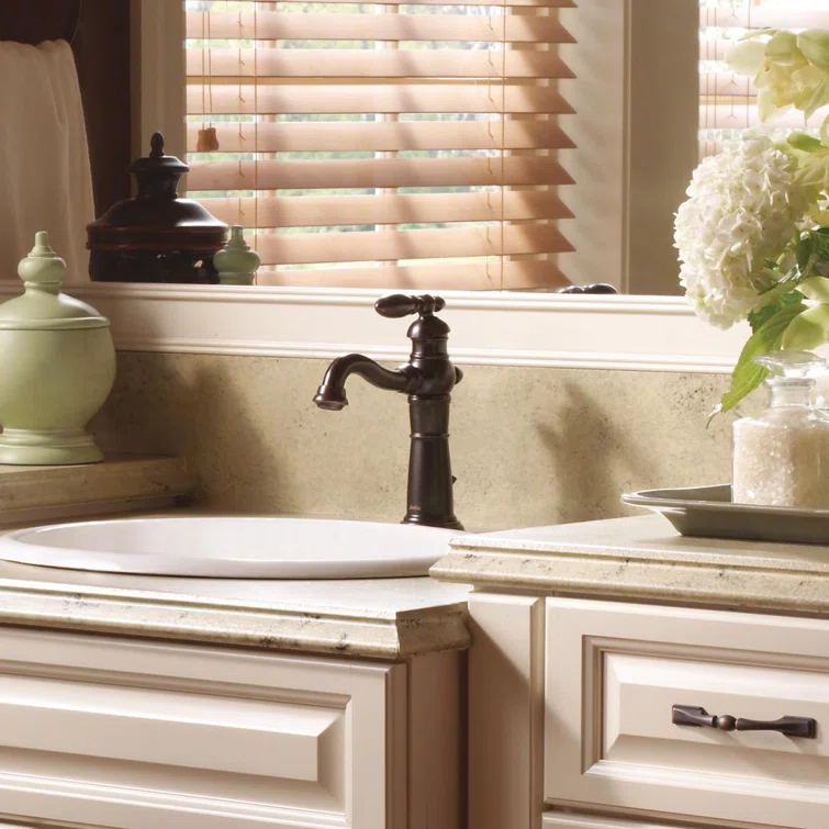 Victorian Single Hole Bathroom Faucet with Drain Assembly