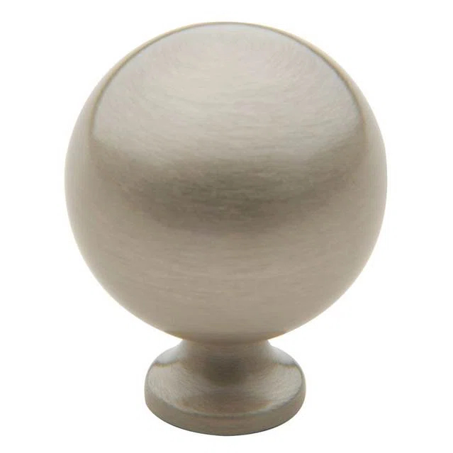 Baldwin 1 1/4" Diameter Round Knob