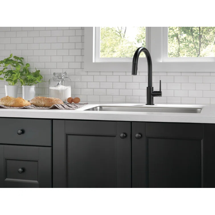 Trinsic Pull Down Sprayer Kitchen Sink Faucet, Single Handle Kitchen Faucet