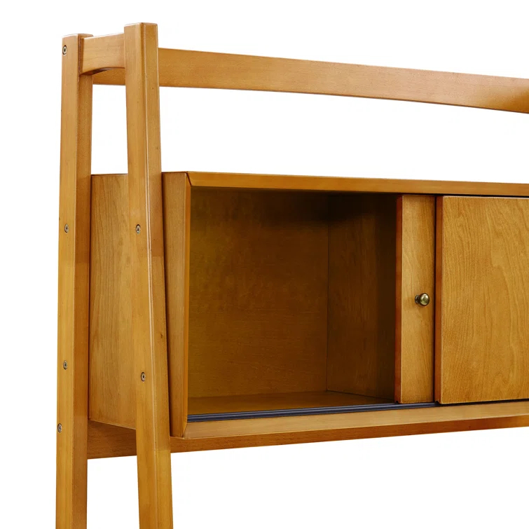 Stiles Leaning / Ladder Desk