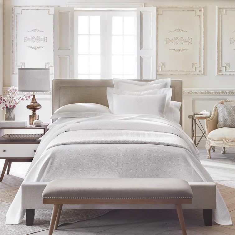 Montauk Queen White Cotton Matelasse Coverlet