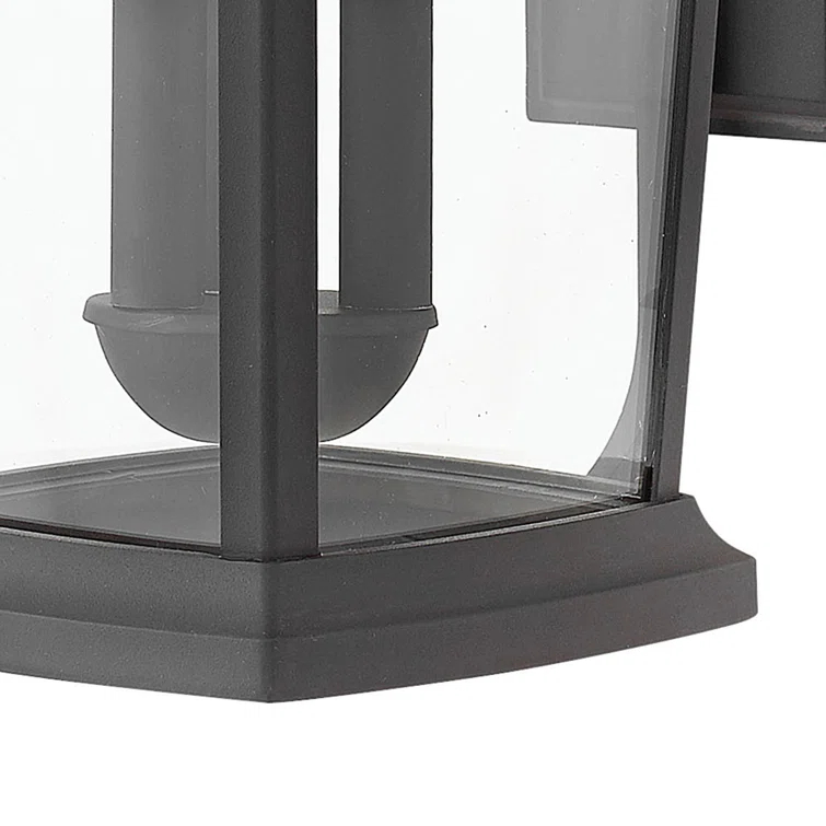 Hinkley Bromley 3-Light Outdoor Wall Lantern