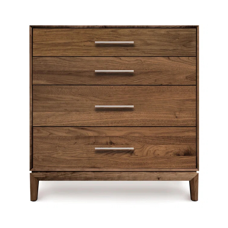 Mansfield Solid Wood 33.5'' W 4 - Drawer Dresser