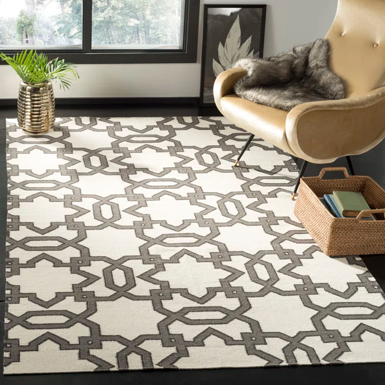 Amelah Hand Woven Flat Weave Wool Geometric Rug