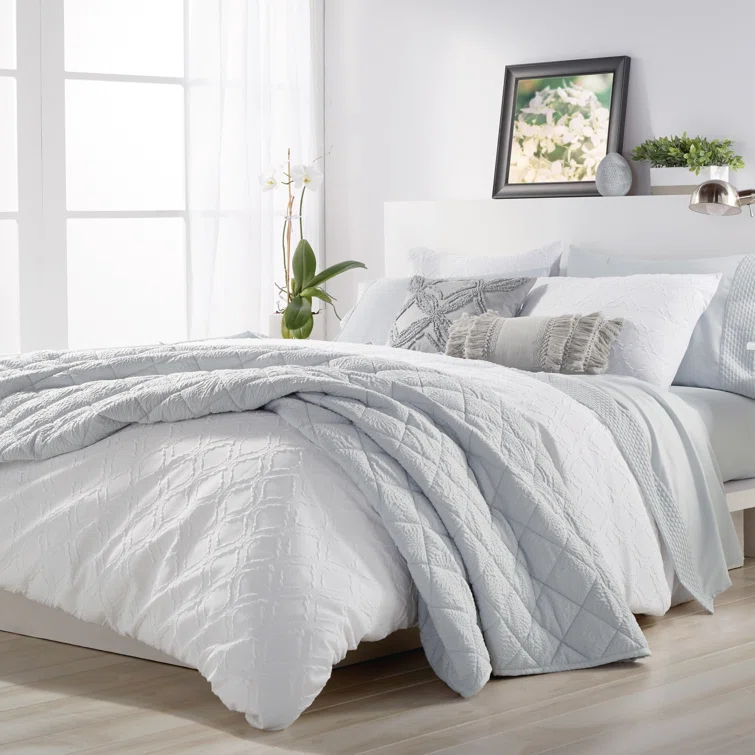 Kelly Clarkson Home Drum Modern & Contemporary Comforter Set