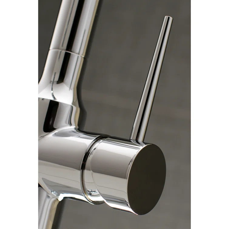 Kingston Brass New York Single-Handle Pull-Down Kitchen Faucet