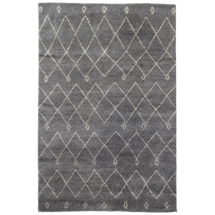 Hand-Knotted Gray Diamond Wool Area Rug 8' x 10'