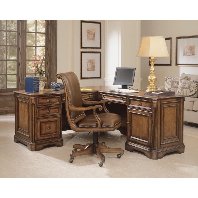 Brookhaven 30.5'' H x 68.25'' W No Desk Return