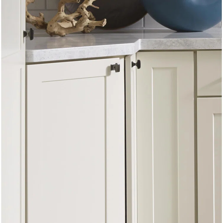 Mulholland 3 3/4" Center to Center Bar Pull