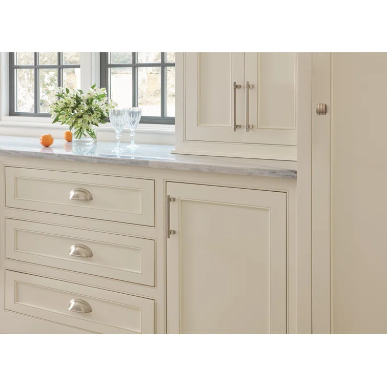 Davenport 1 3/16" Length Square Knob