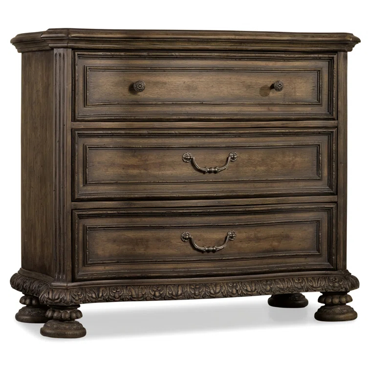 Hooker Furniture Rhapsody 42'' W 3 - Drawer Dresser