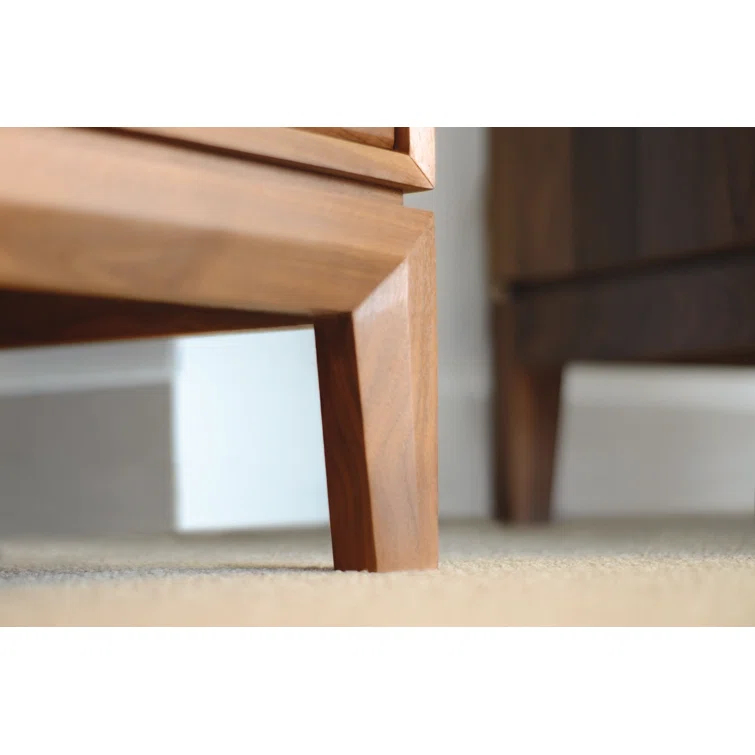 Mansfield Solid Wood 32.75'' W 10 - Drawer Dresser