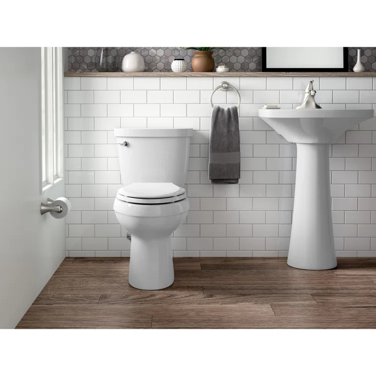 Cimarron® 26.81" Vitreous China U-Shape Pedestal Bathroom Sink with Overflow