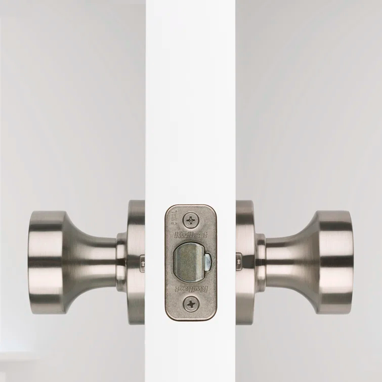 Pismo Passage (Hall & Closet) Circle Knob