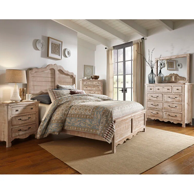 Thorin 3-Drawer Nightstand