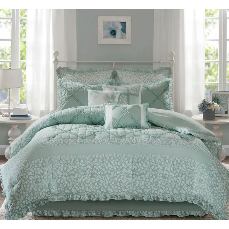 Mindy Traditional 9 Piece Comforter Set