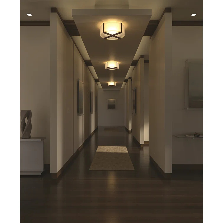 Plura Flush Mount