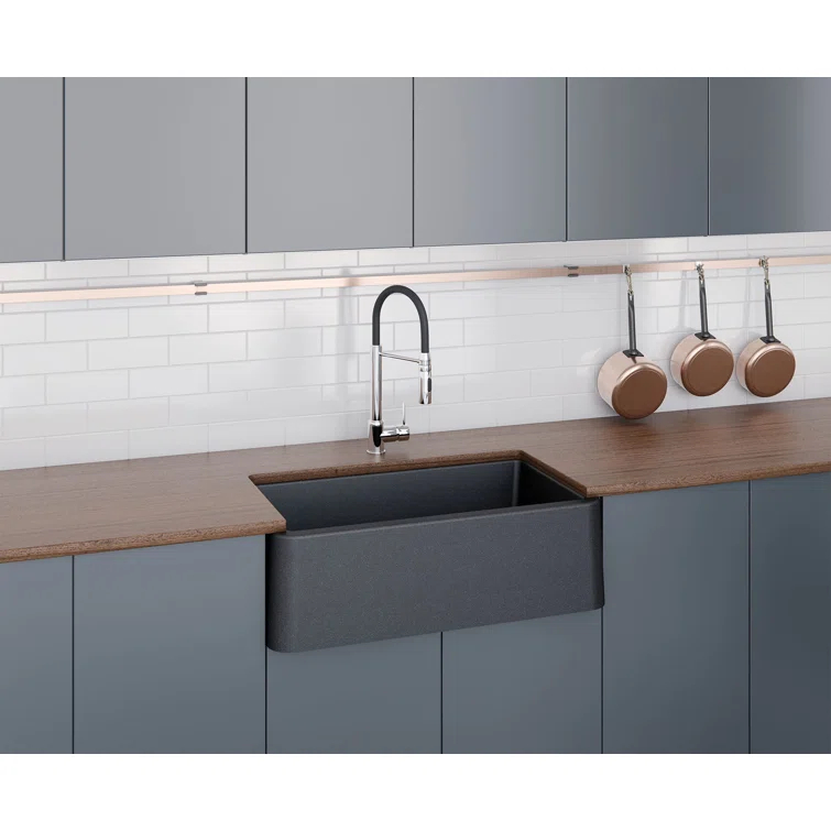 LaToscana LA3319B 33" L x 19" W Apron Quartz Kitchen Sink