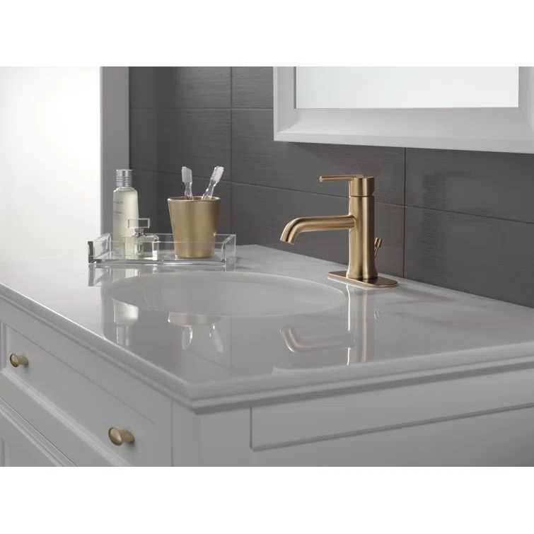 Trinsic Single Hole Bathroom Faucet with Drain Assembly, Single Handle Bathroom Sink Faucet