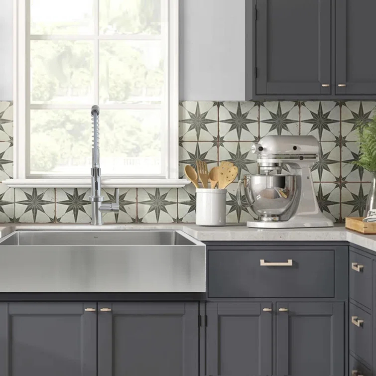 Pro Series 30'' L Farmhouse / Apron Single Bowl Stainless Steel Kitchen Sink