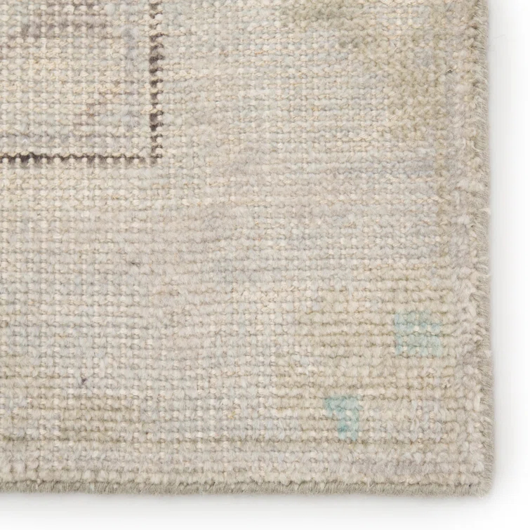 Wool Southwestern Area Rug in Gray
