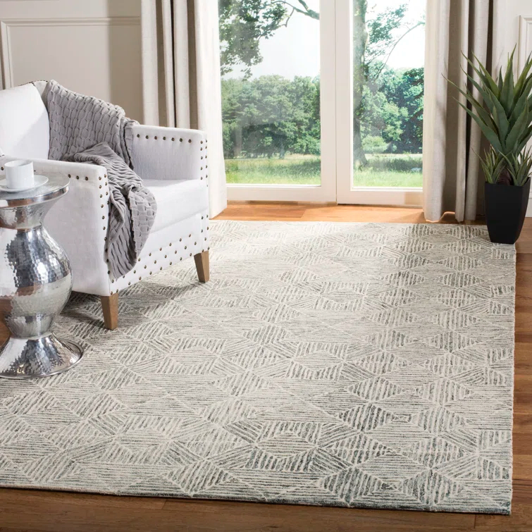 Handmade Light Green Wool and Viscose 6' x 9' Abstract Area Rug