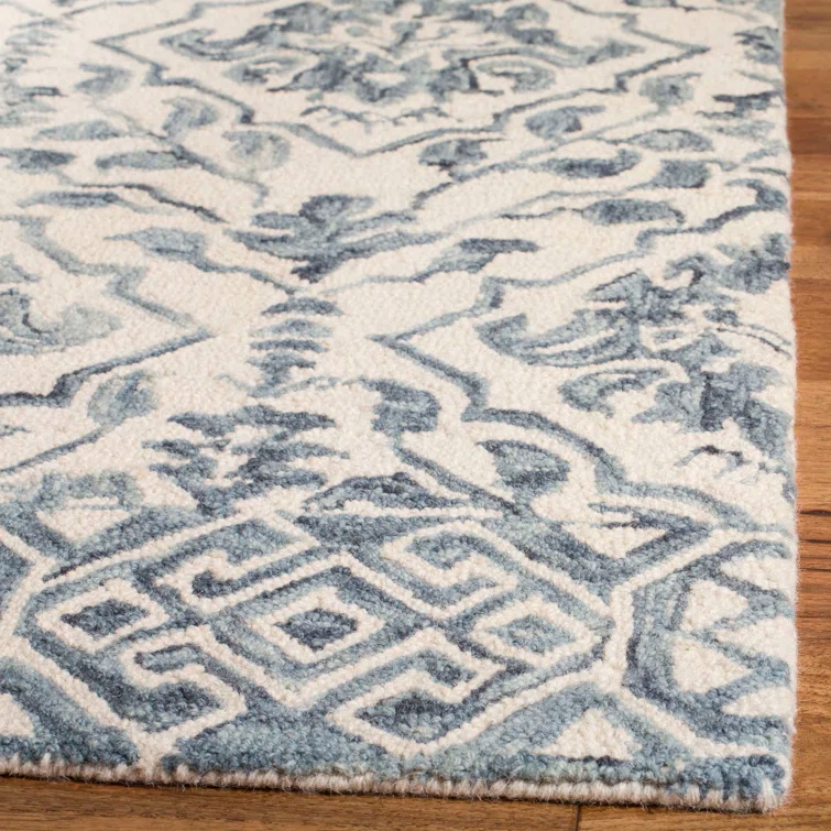 Pimentel Hand Tufted Wool Floral Rug