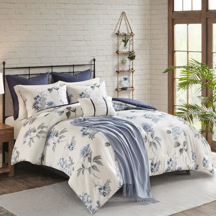 Zennia 7 Piece Seersucker Floral Comforter Set with Throw Blanket