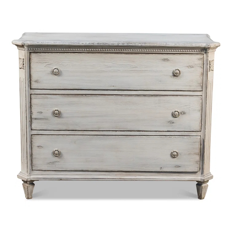 Cyprian Traditional Gray 3-Drawer Dresser