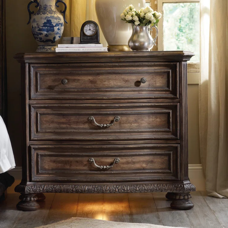 Hooker Furniture Rhapsody 42'' W 3 - Drawer Dresser