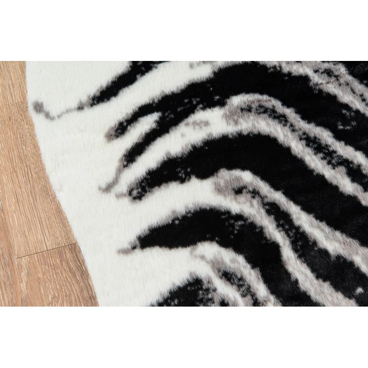 Acadia Animal Print Indoor Rug