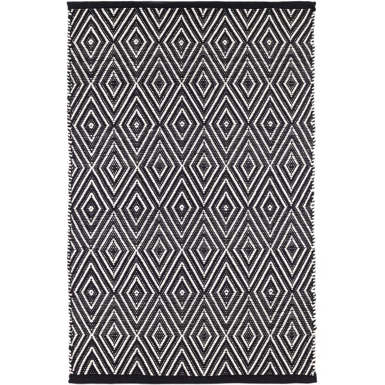 Diamond Black/Ivory Handwoven Indoor/Outdoor Rug