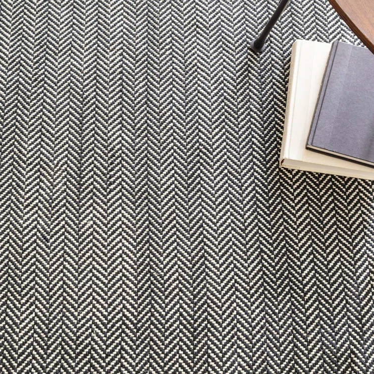 Herringbone Black/Ivory Handwoven Indoor/Outdoor Rug