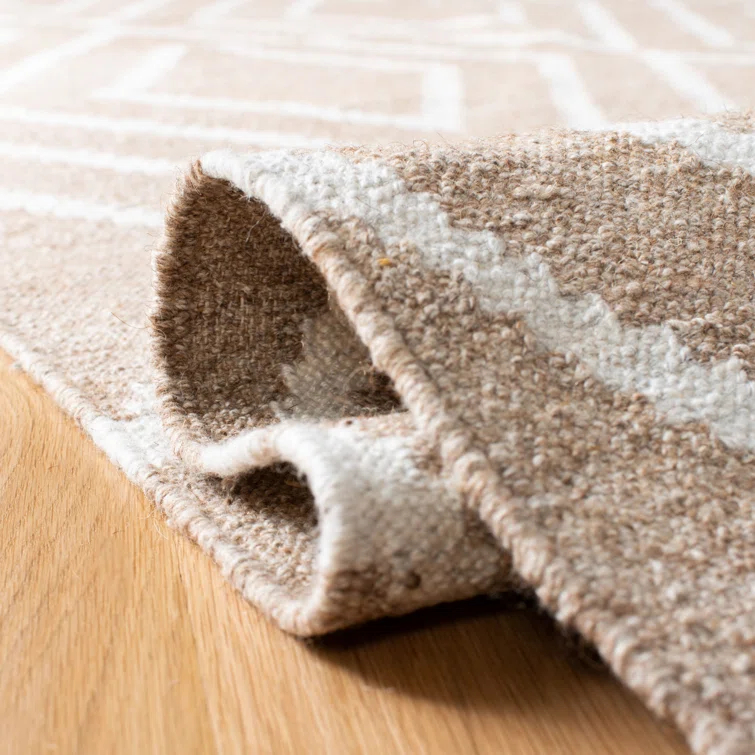 Whittlesey Hand Woven 80% Viscose, 20% Wool Geometric Rug