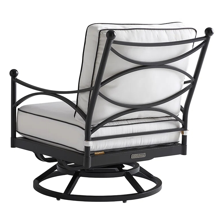 Pavlova Swivel Lounge Chair