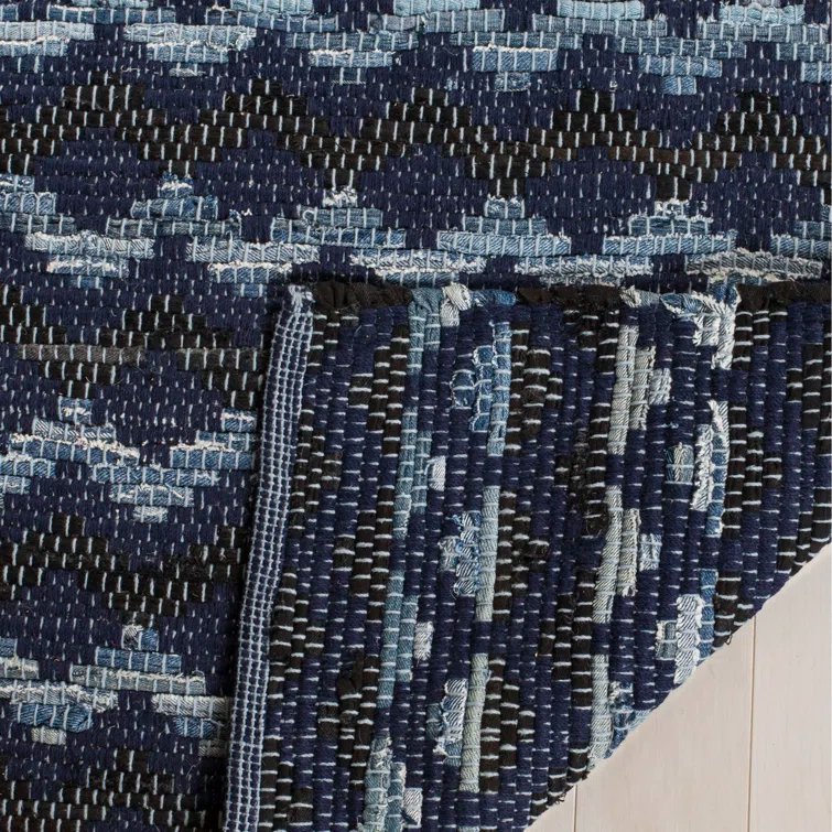 Amaral Hand Woven Cotton Chevron Rug