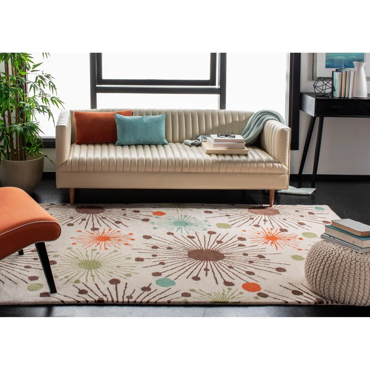 Amier Hand Tufted Wool And Viscose Floral Rug