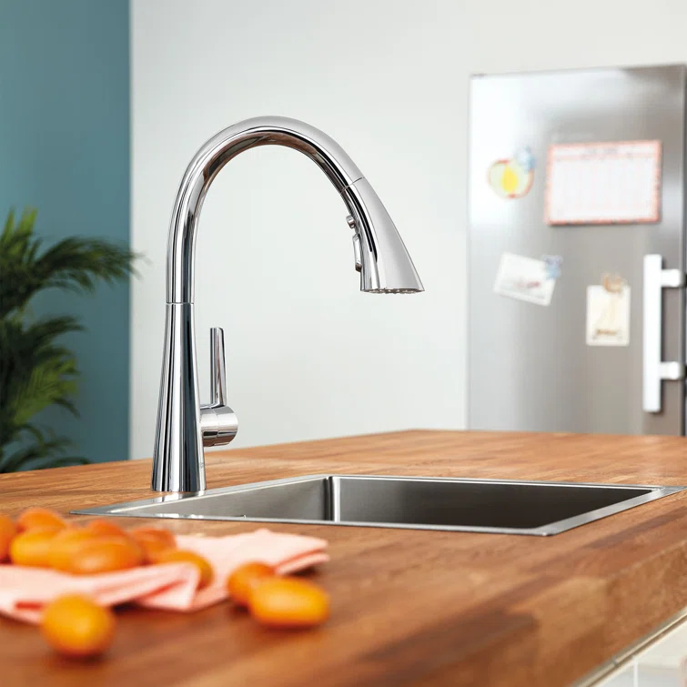 ZEDRA Single-Handle Pull Down Triple Spray Bar Faucet 1.75 GPM