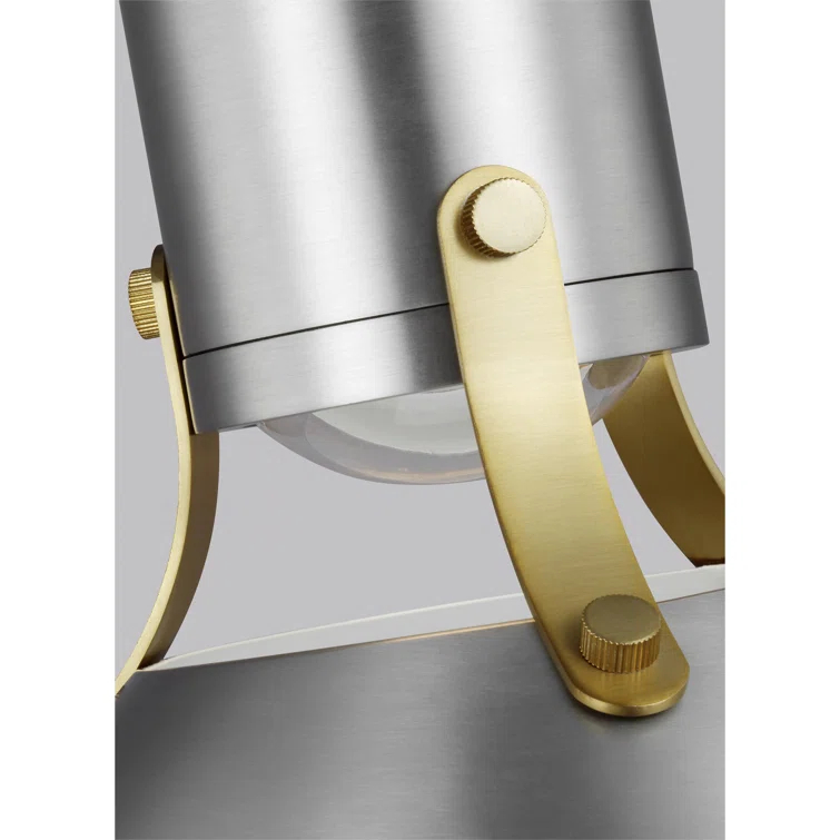 Uma Single Light Metal Dimmable LED Pendant