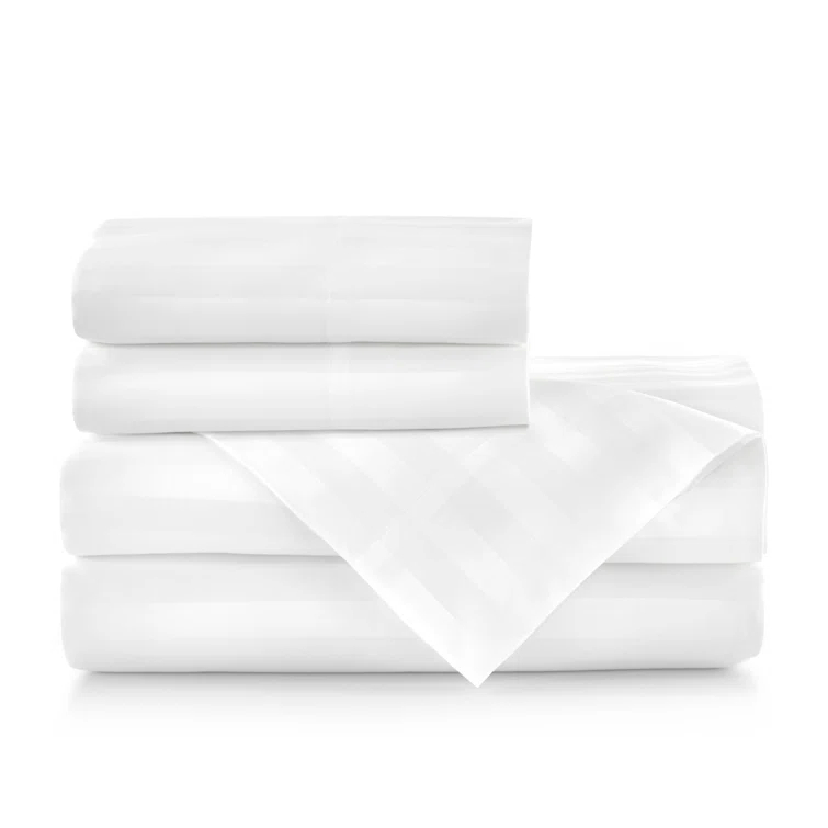 Montauk Queen White Cotton Matelasse Coverlet