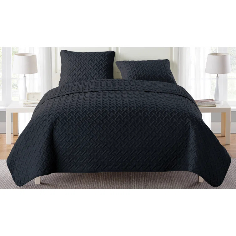 Nina Embossed Basketweave Quilt Set