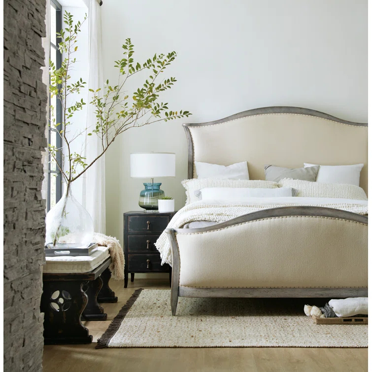 Blandy Nightstand (20")
