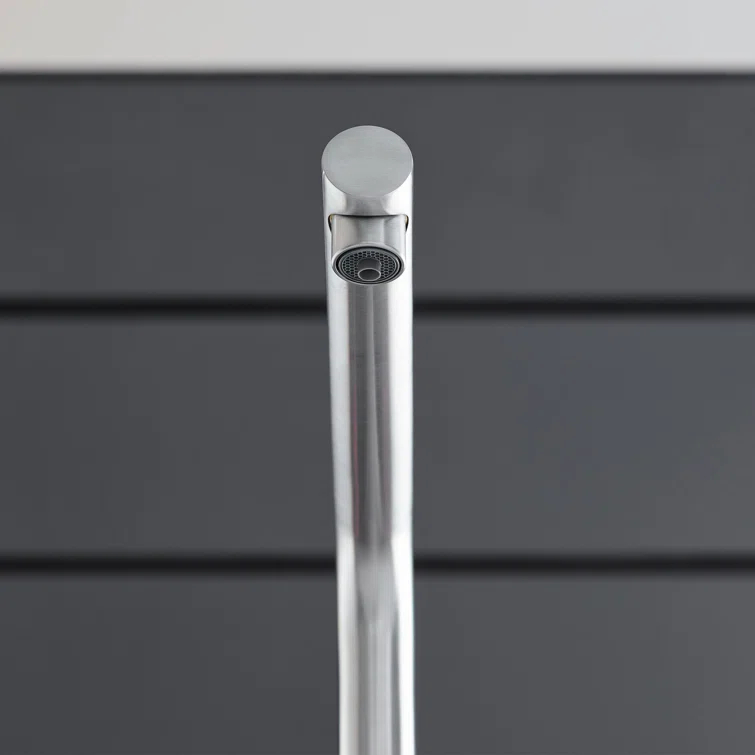 Blue Pull Out Single Handle Kitchen Faucet with Accessories