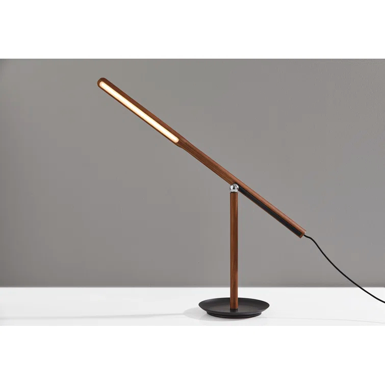 Dris Adjustable Desk Lamp