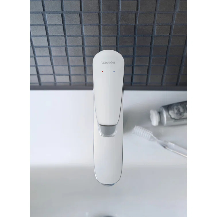 Single Hole Bathroom Faucet