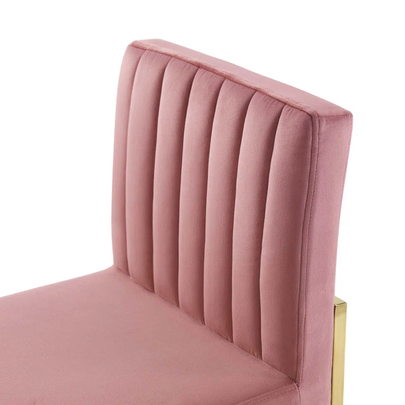 Carriage Dining Chair Performance