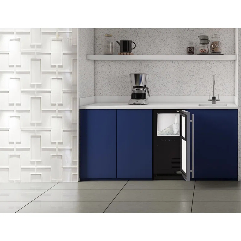U-Line U-Line 90 Lb. Daily Production Nugget Clear Ice Freestanding Ice Maker